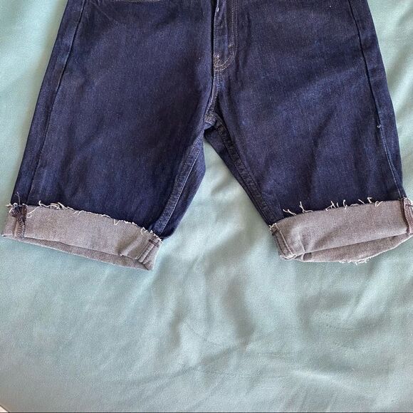 Levi’s 511 Slim Short - Picture 7 of 9